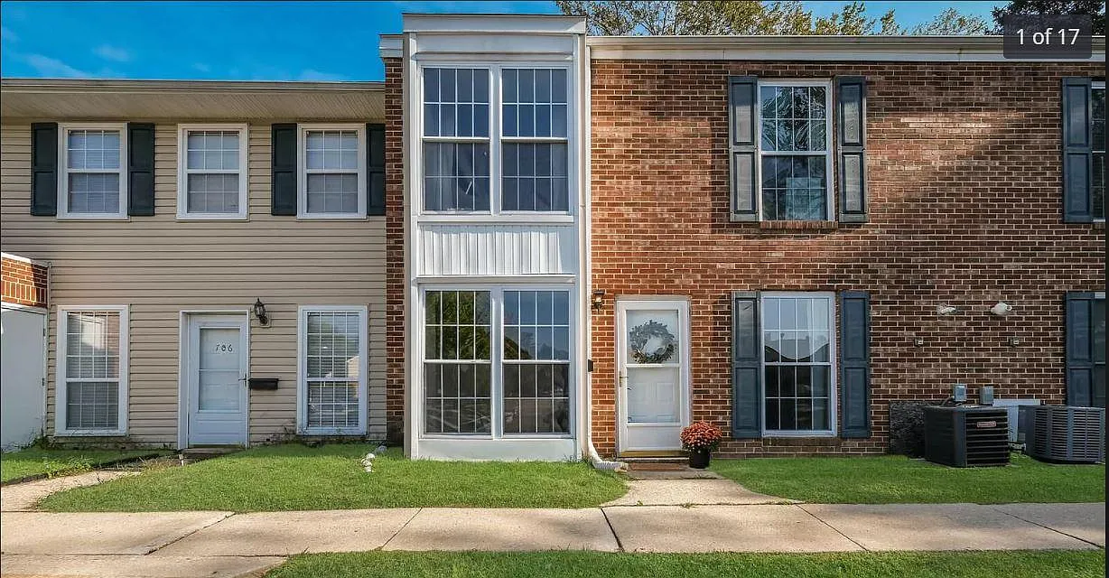 2 bed, 1086 sqft, $2,400 — Photo 1