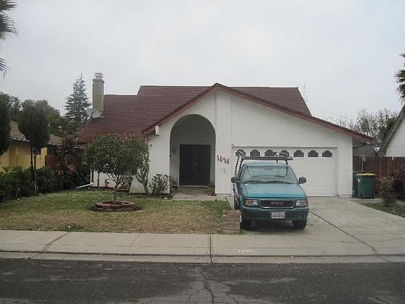 2nd image of 1123 Sheffield Ct