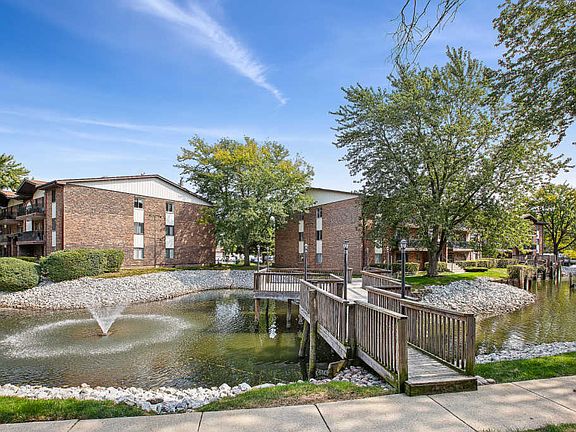 2nd image of 13933 James Dr APT 816