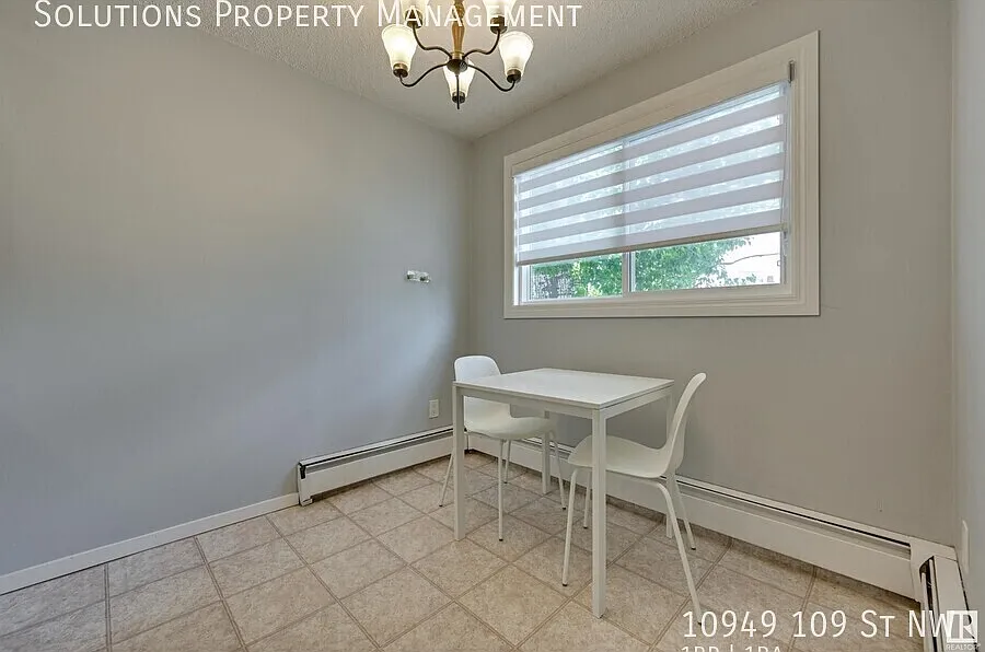 Bright and Spacious 1 Bedroom Unit — Photo 4