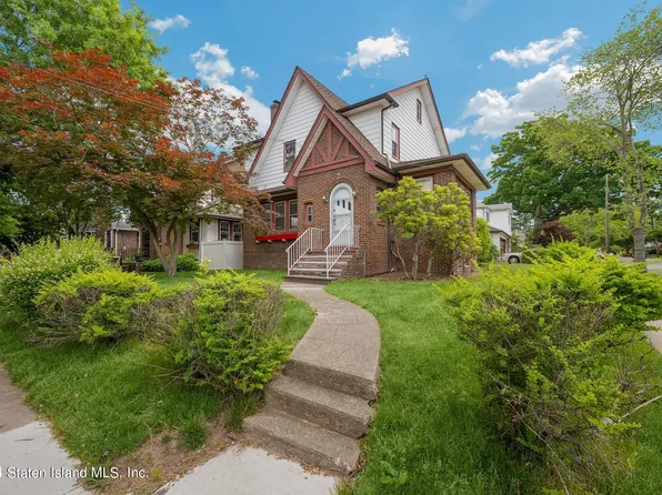 83 Crystal Ave, Staten Island, NY 10302