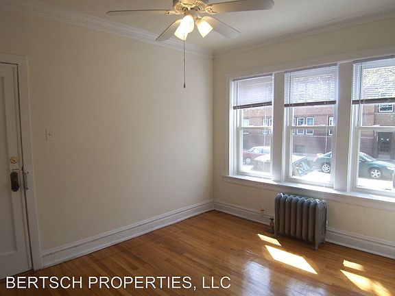 2nd image of 4507 N Oakley Ave APT 1