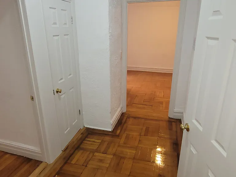 2825 Grand Concourse #A1 — Photo 5
