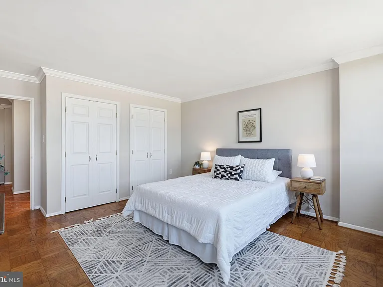 801 N Pitt St #706 — Photo 13