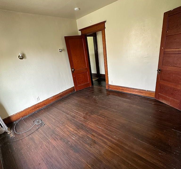 1001 Lodi St Syracuse NY Zillow