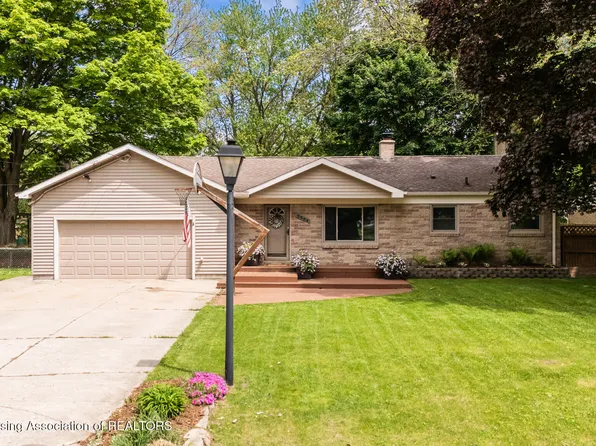 5594 Cade St, Haslett, MI 48840