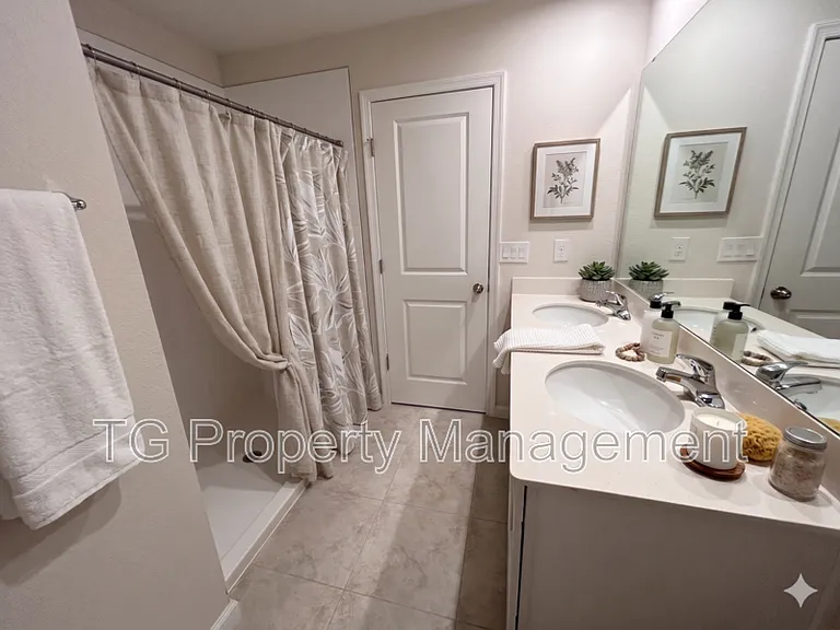 2512 Sadler Trace Way — Photo 19