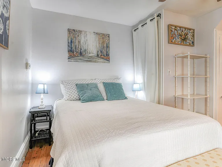 19 Webb Ave #1W — Photo 6