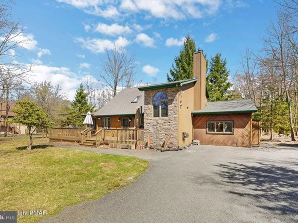 60 Estates Dr, Lake Harmony, PA 18624