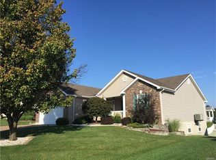 333 Stallion Trl, Saint Peters, MO 63376