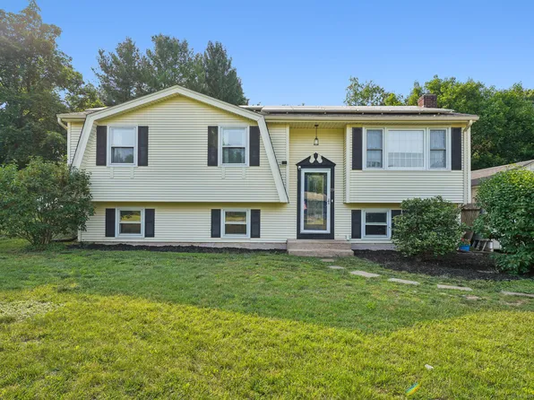 19 Raspberry Lane, Ellington, CT 06029