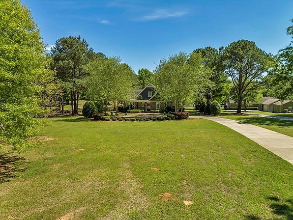 3rd image of 2020 Shadow Lake Dr