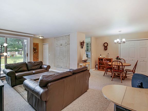 4th image of 603 Vista On