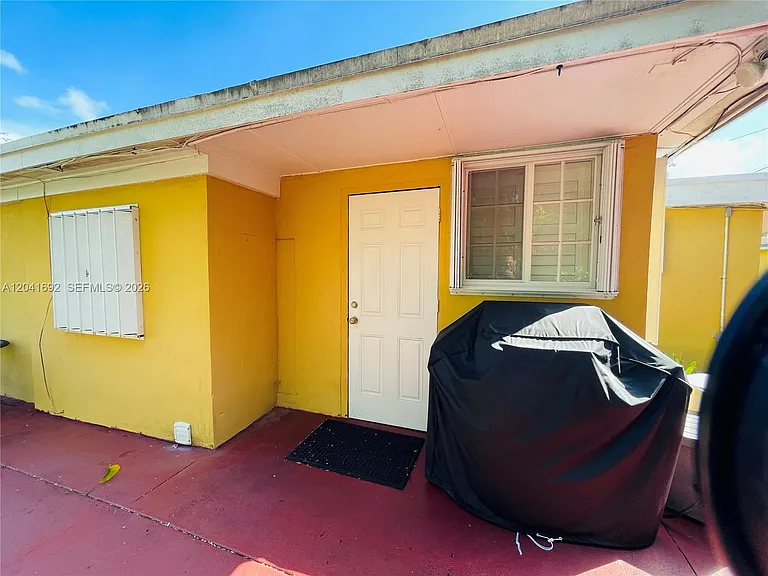 6118 Mayo St #2 — Photo 3