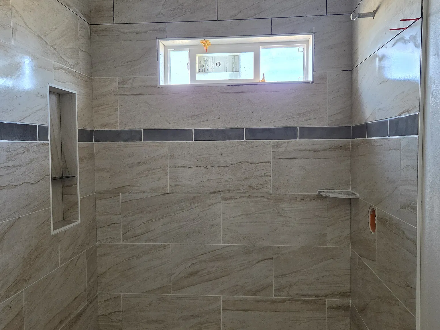 4 bed, 2477 sqft, $3,200 — Photo 4