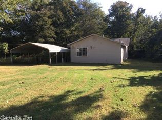 805 SE 2nd St, Hoxie, AR 72433