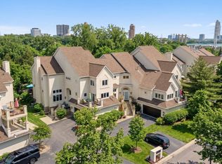 406 River St, Minneapolis, MN 55401