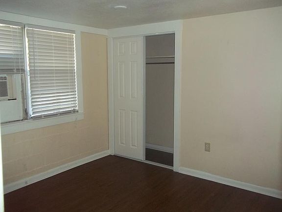 3rd image of 519 E Charles St APT 6
