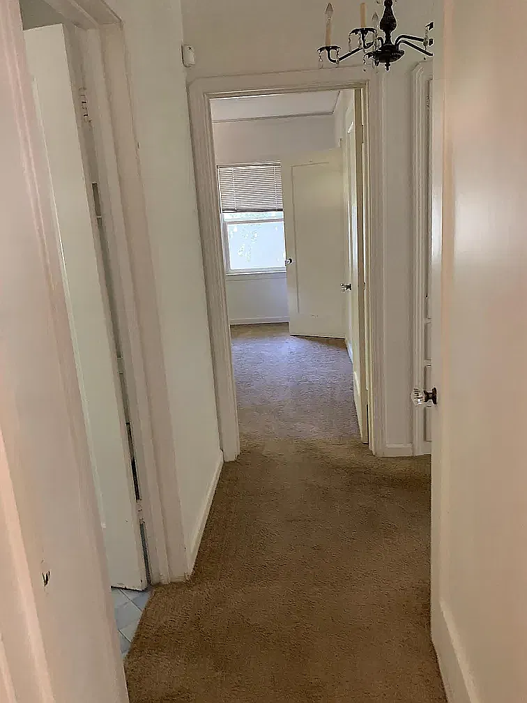 2 bed, 1058 sqft, $2,590 — Photo 4