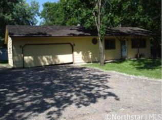 205 9th St, Jordan, MN 55352