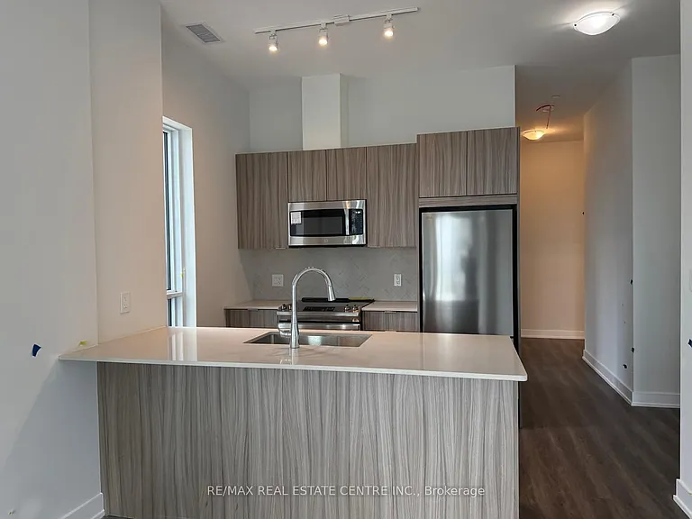 430 Square One Dr #519 — Photo 6