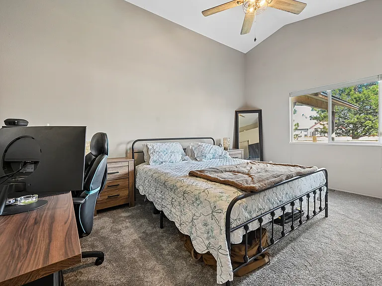 4910 Hawk Meadow Dr — Photo 8