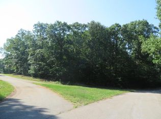 23 Cabin Point Rd, Littleton, NC 27850