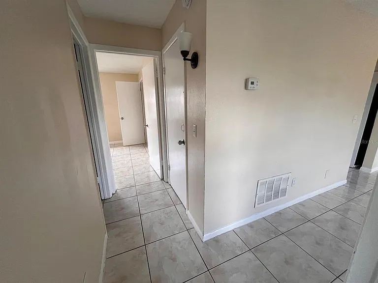 1665 W Oak Ridge Rd #C — Photo 18