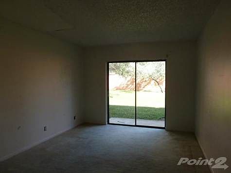 2nd image of 4102 Lakeside Dr