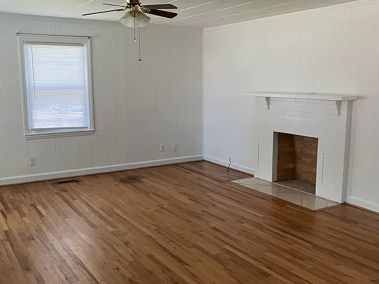 6836 Robin Dr — Photo 17