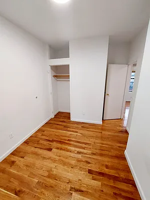 Rented by REAL New York | media 14