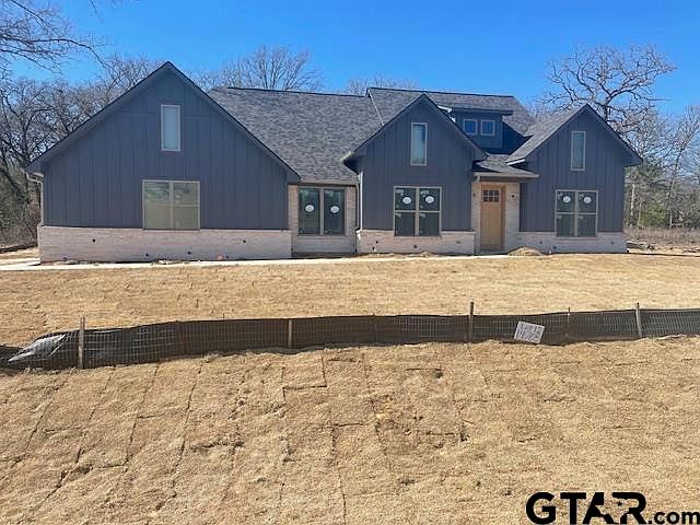 1st image of 14705 Woodland Creek Dr