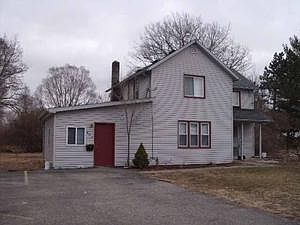 2nd image of 602 N 1st St