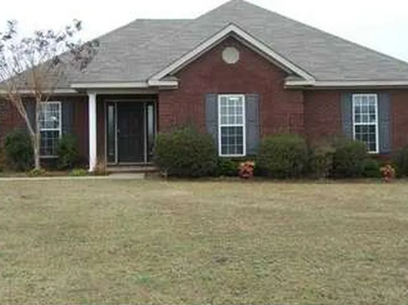 70 Stoneridge Dr, Tallassee, AL 36078