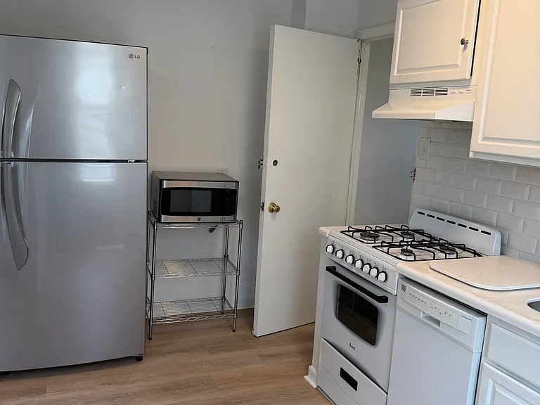 613 S 8th St #2 — Photo 2