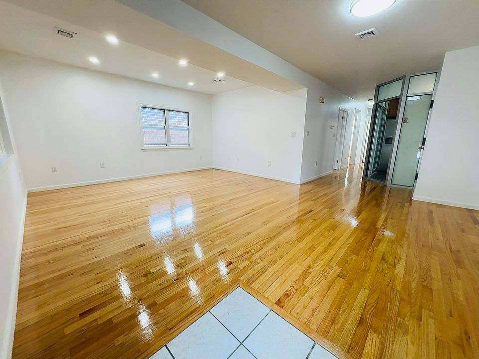 1st image of 34-32 205th St Floor 1