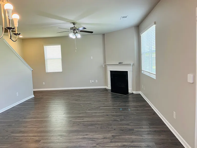 19 White Spruce Way — Photo 17
