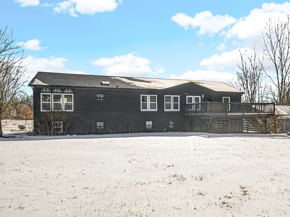 823 E 56th Ave, Merrillville, IN 46410
