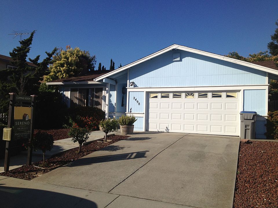 1st image of 2498 Sherlock Dr