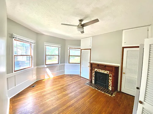4923 Cass St #1 Photo 1