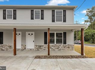140 Main St, Shoemakersville, PA 19555