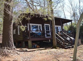 125 Kleinhans Pond Rd, Hawley, PA 18428