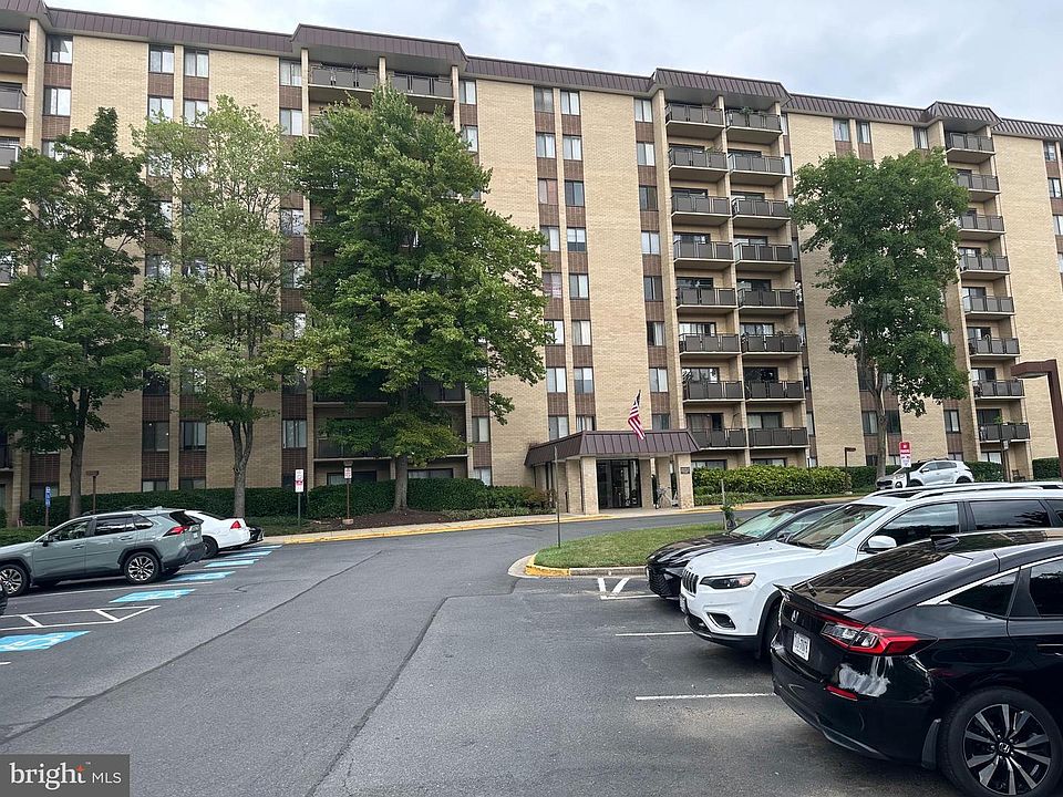 1st image of 3100 S Manchester St APT 832