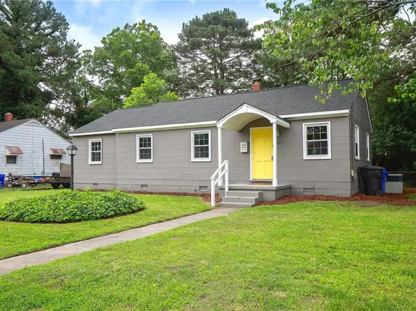 211 Ashburn Rd, Portsmouth, VA 23702