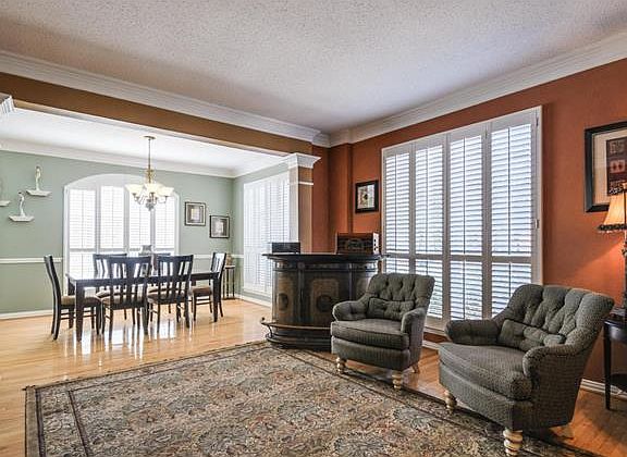 3rd image of 6335 Cobblestone Ln