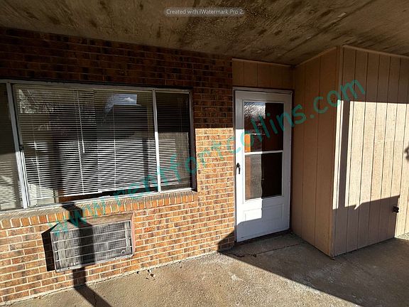 3rd image of 574 W 10th St