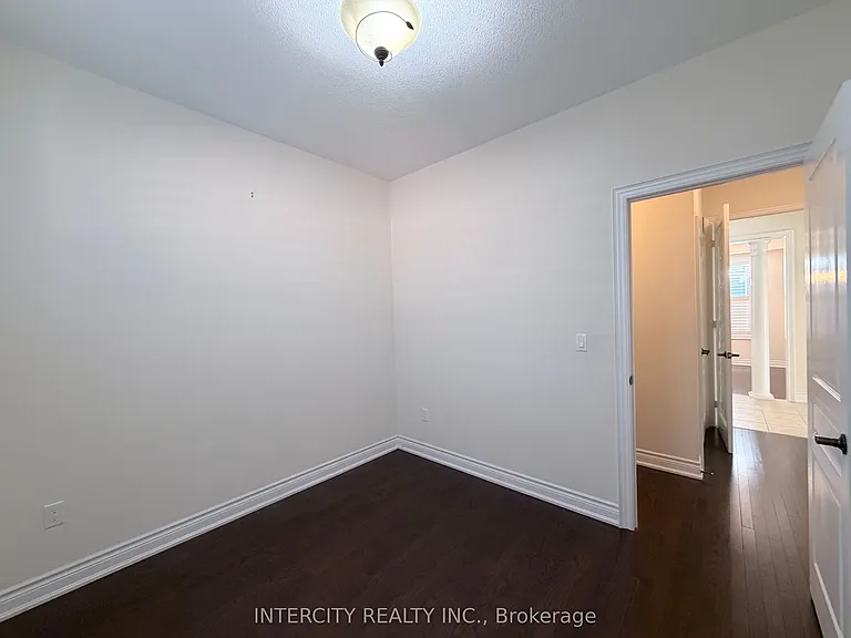 655 Davos Rd — Photo 23