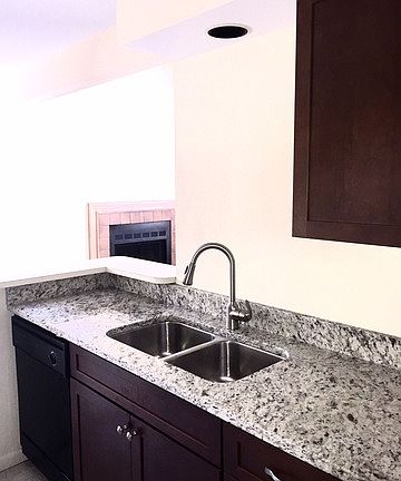4th image of 1322 N Knollwood Dr #1322
