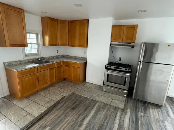 169 Temple St, Paterson, NJ