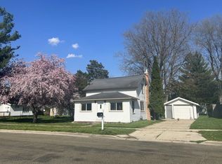424 Union St, Rio, WI 53960